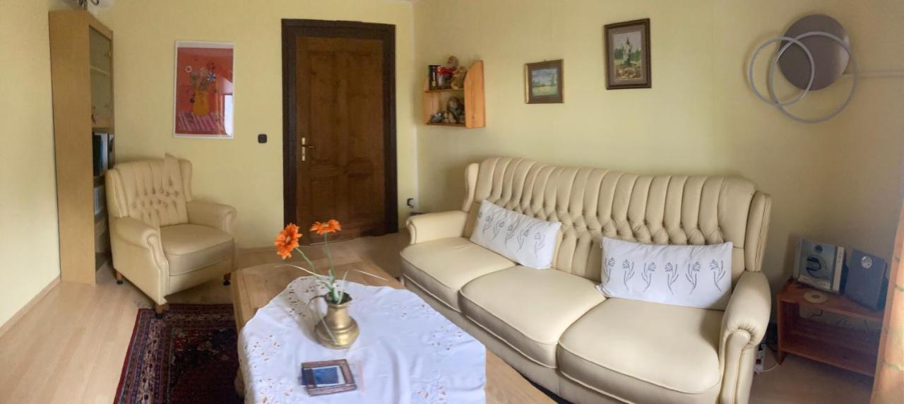 מונשאו Ferienwohnung Am Markt מראה חיצוני תמונה