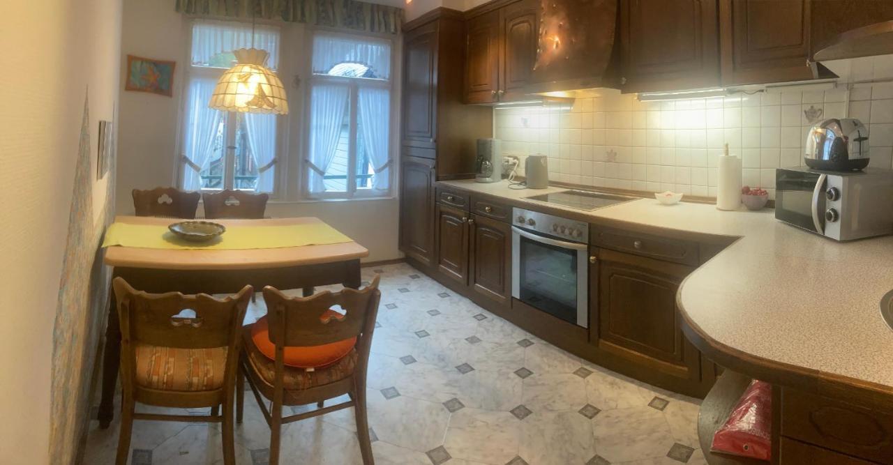 מונשאו Ferienwohnung Am Markt מראה חיצוני תמונה
